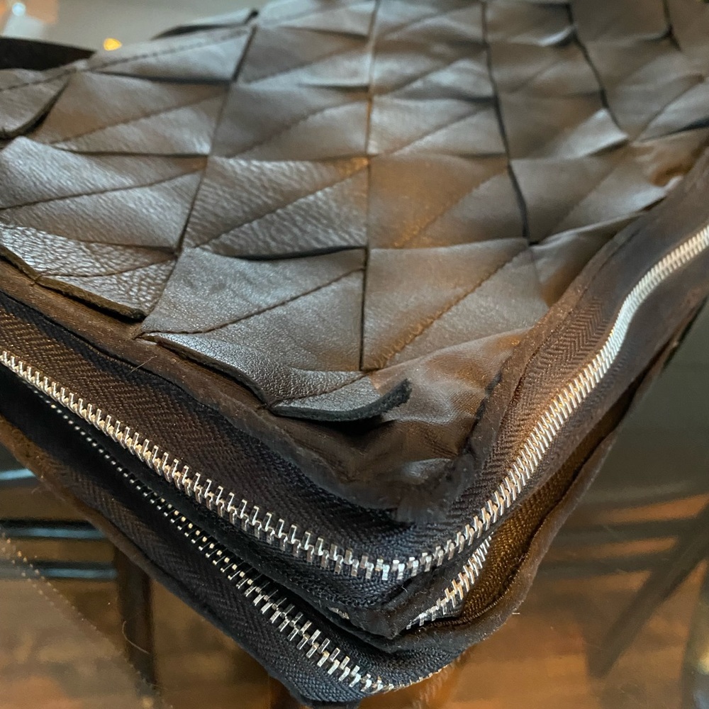 Denis Gagnon leather pouch